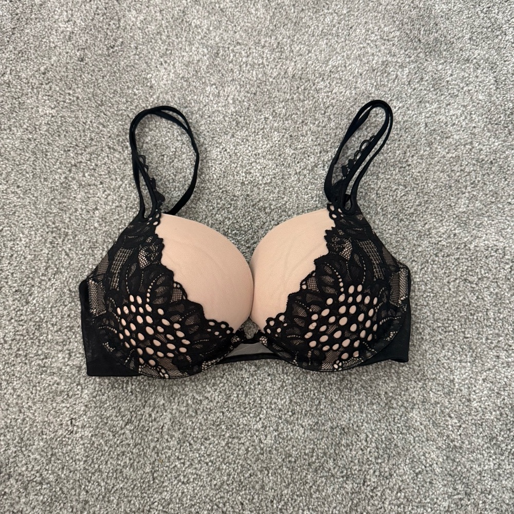 Victoria’s Secret Black Lace Women's 34D
